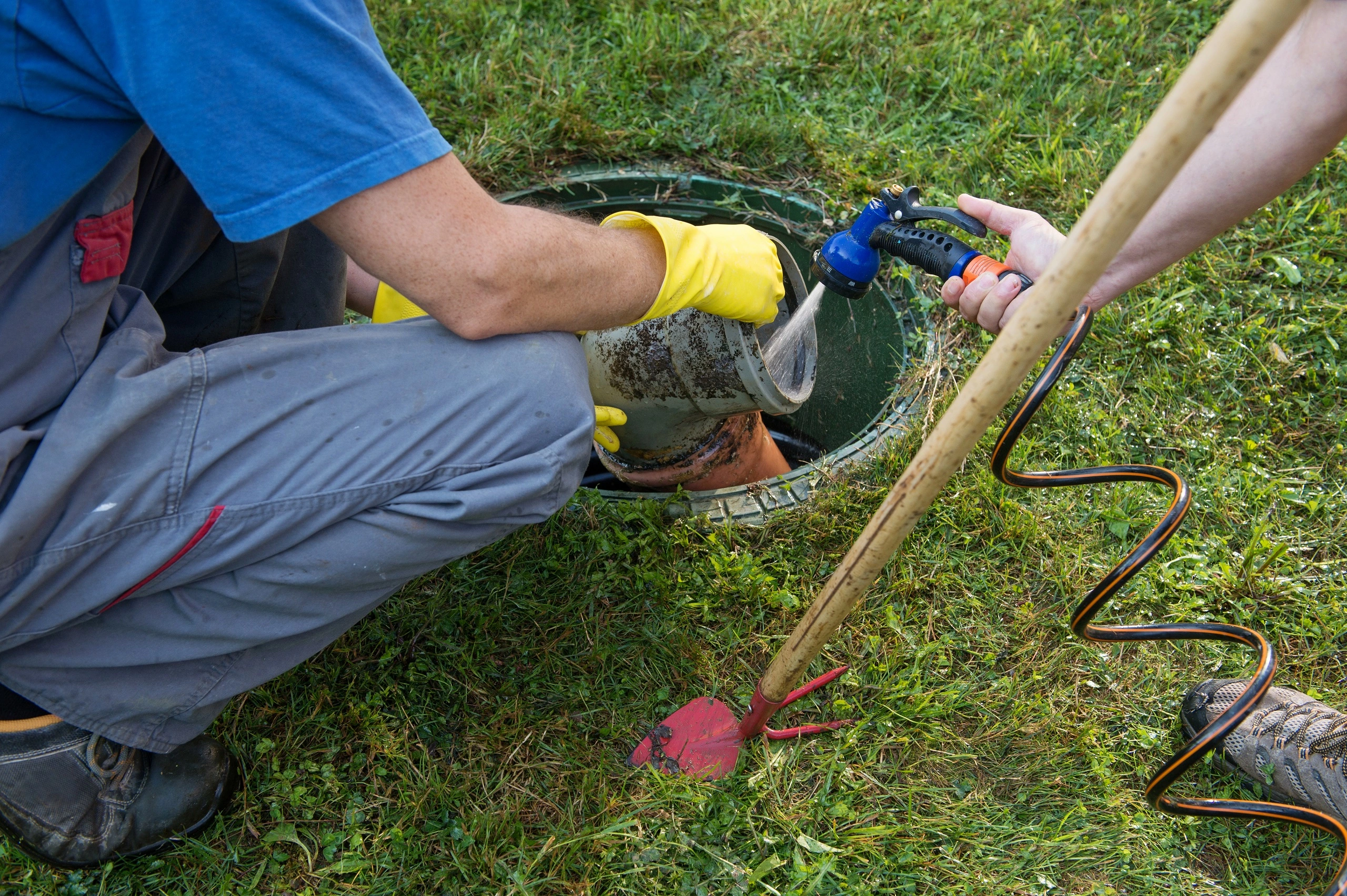 septic tank servicing